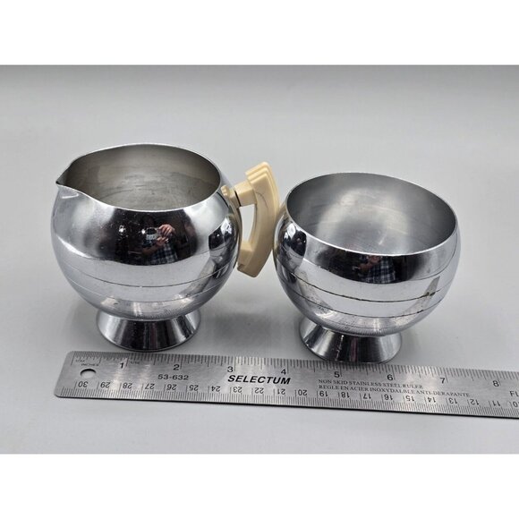 Chase 2 Piece Comet Sugar Bowl And Cream with Bakelite Accent - Picture 8 of 8